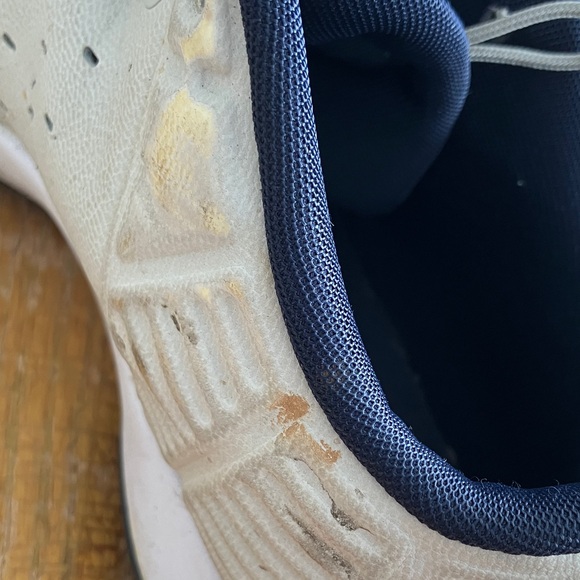 Nike White Athletic Shoes - Picture 6 of 7